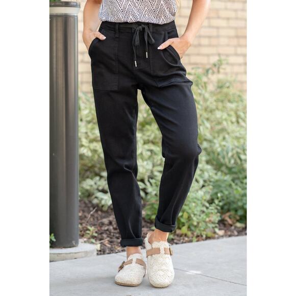 Judy Blue Pants - Judy Blue 11/30 Black Every Day Jogger High Rise Straight Fit Drawstring